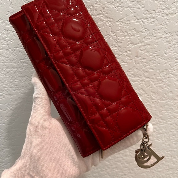 Dior Red Quilted Women's wallet - Picture 1 of 8